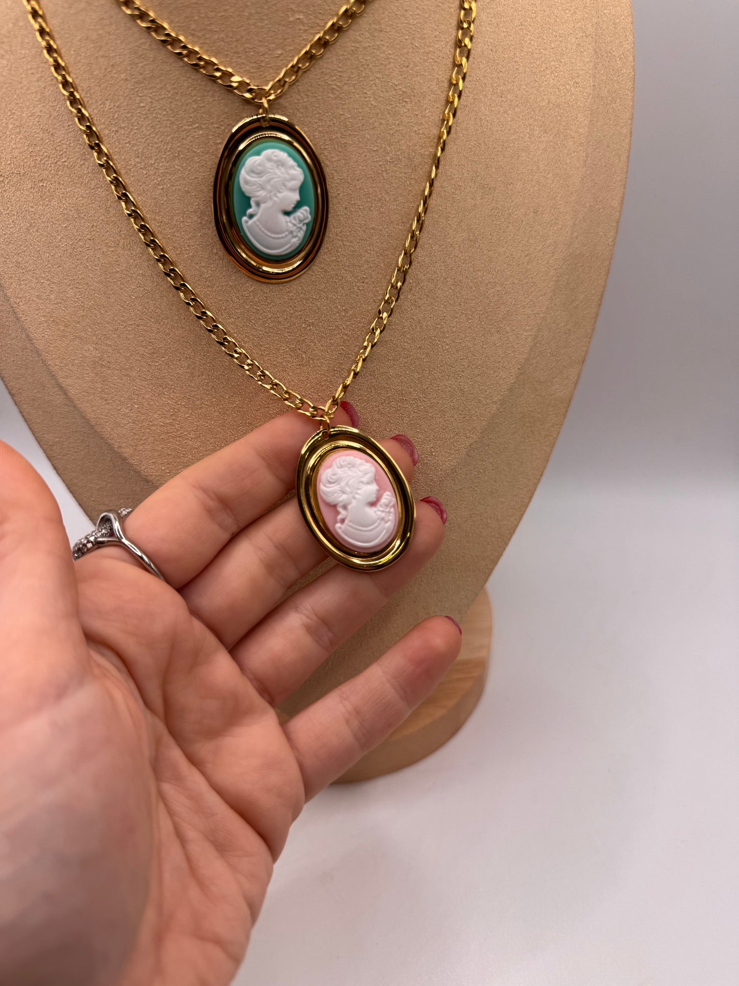 Collana cameo