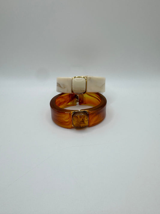 Bracciale osso con pietra centrale