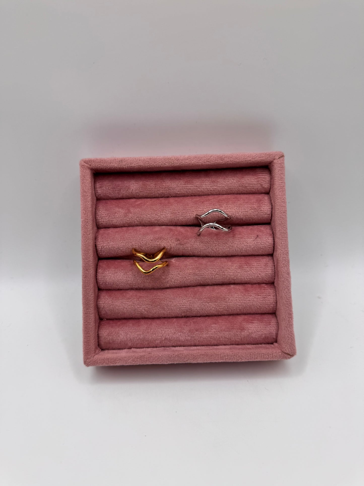 Anello ondulato