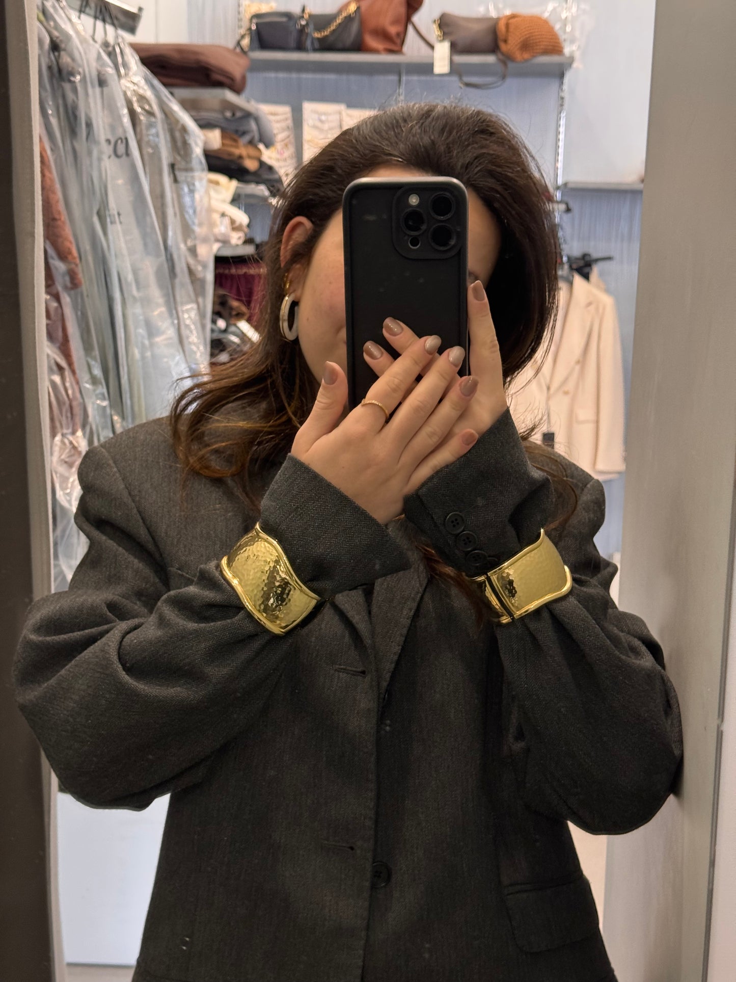 Bracciale ondulato martellato