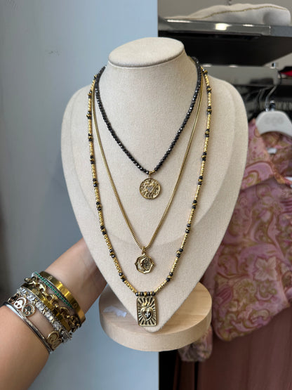 Collana 3 fili placchetta