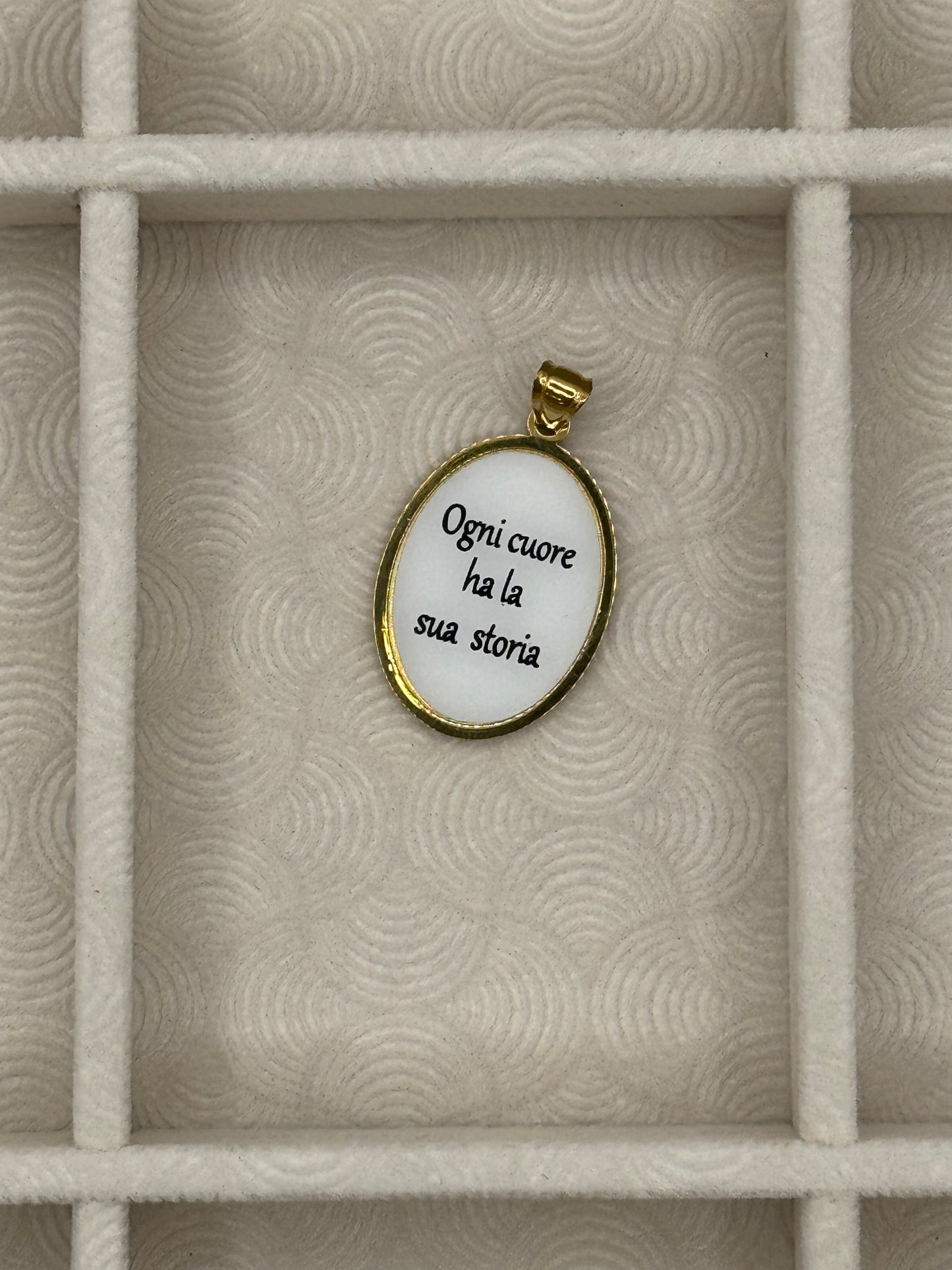 Charms frasi per collane