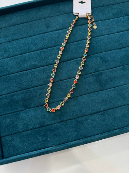 Chocker cuori arcobaleno