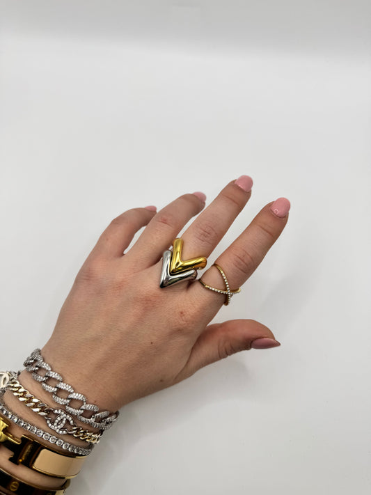 Anello V big
