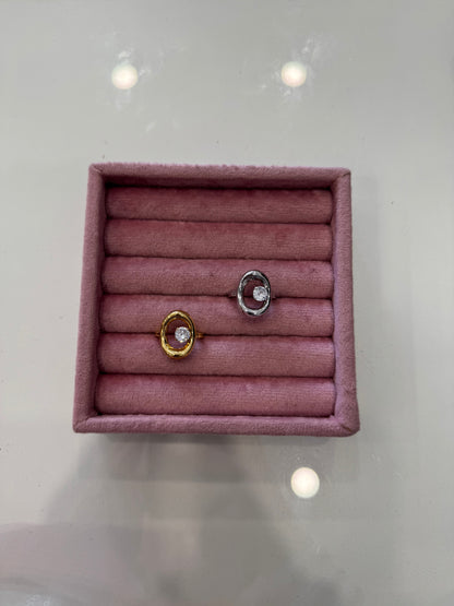 Anello cerchio con punto luce