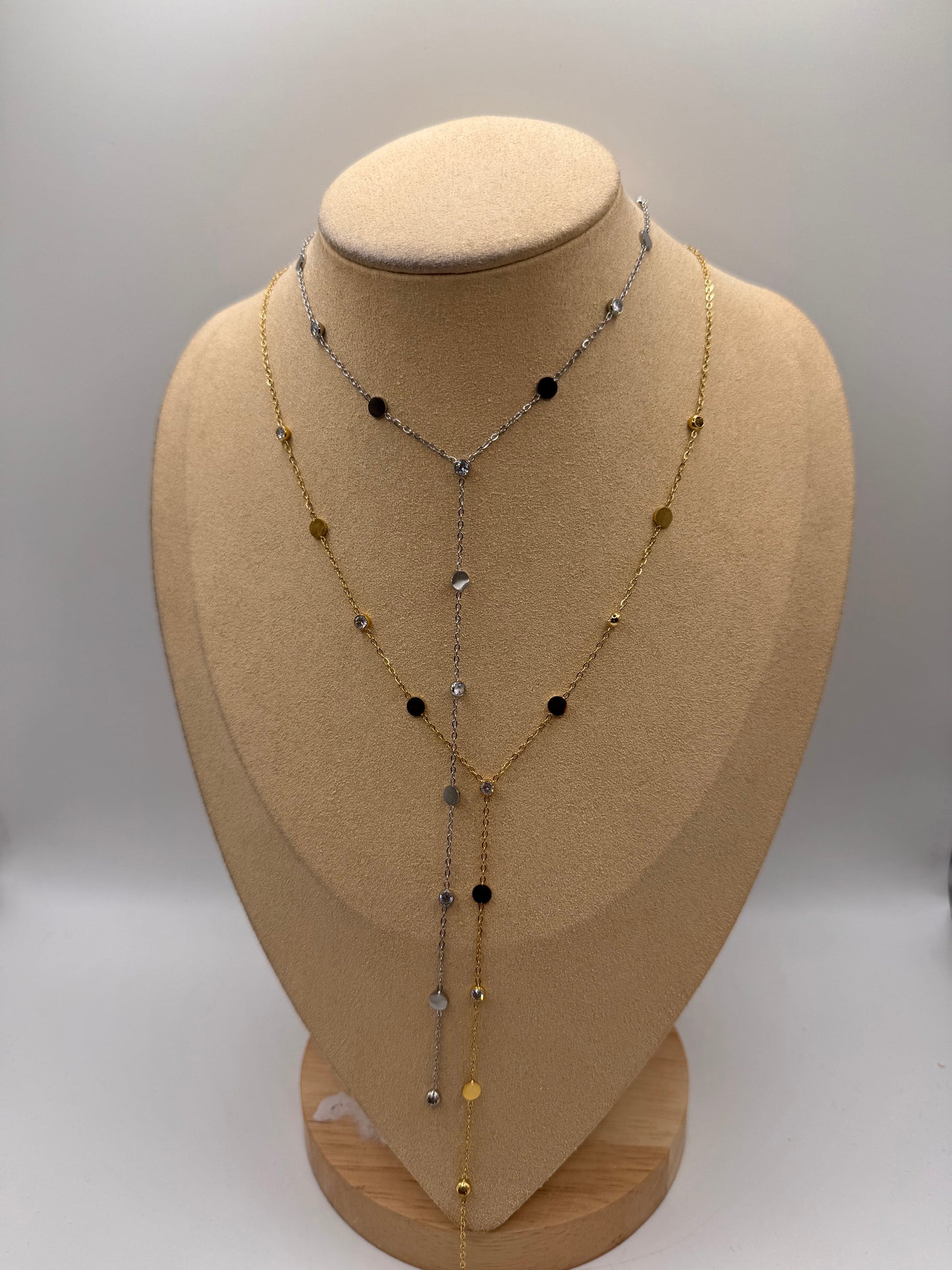 Collana y punti luce