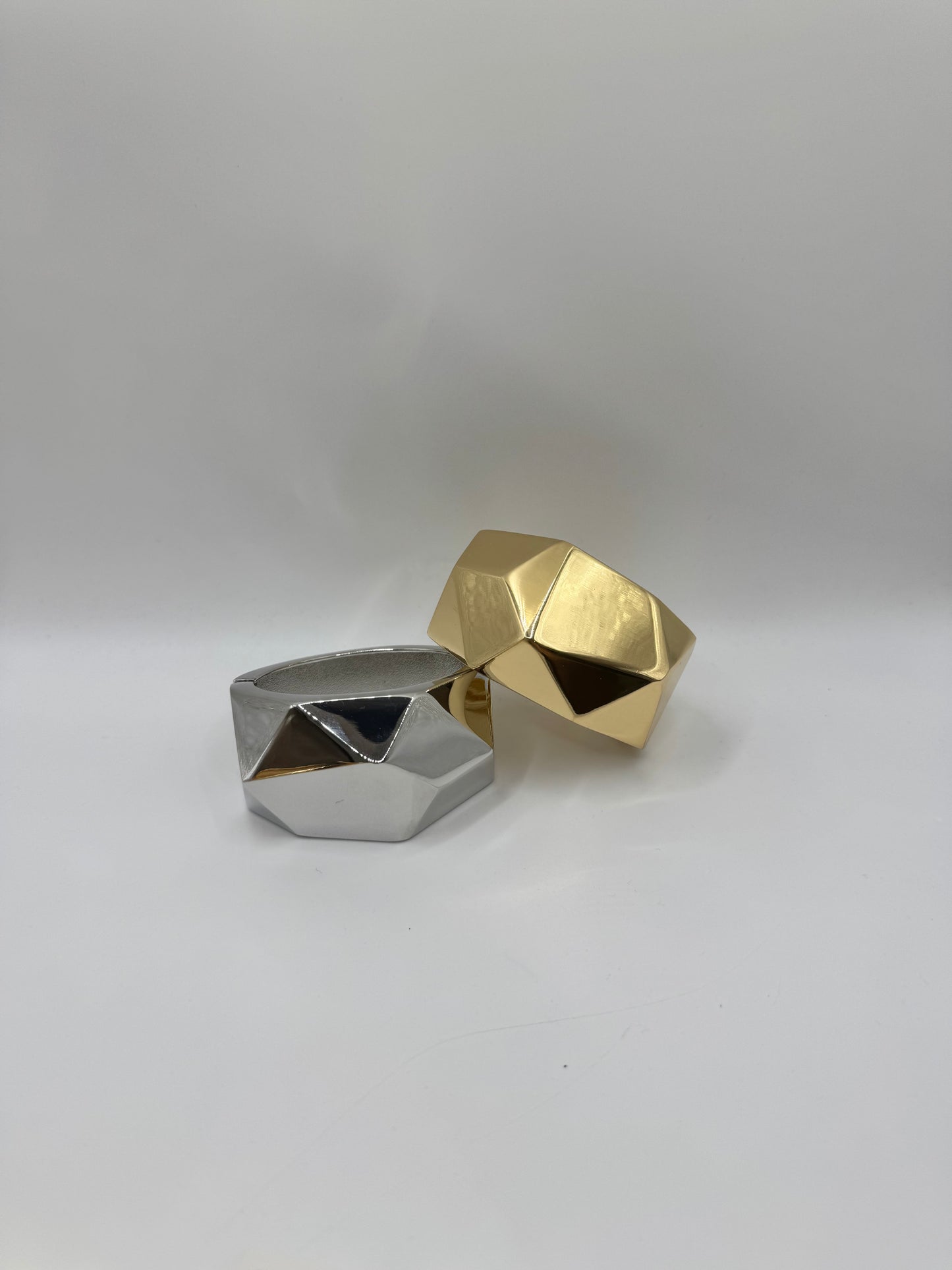bangle stone