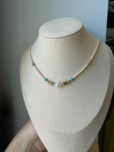 Neutra Necklace