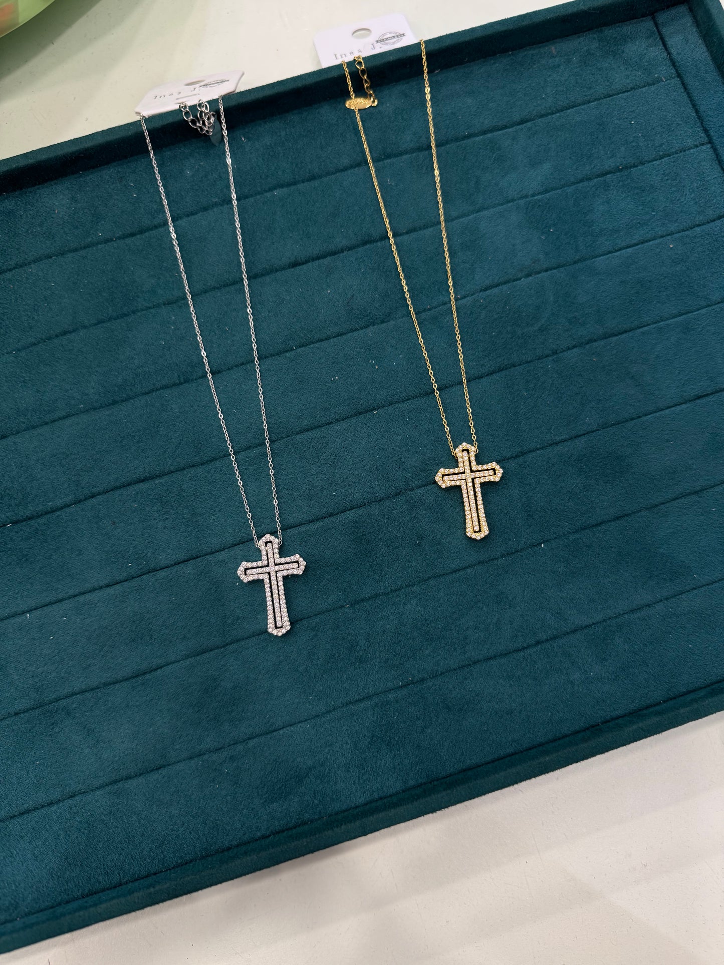 Collana Croce gotica